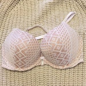 🖤 Victoria’s Secret very sexy push-up bra